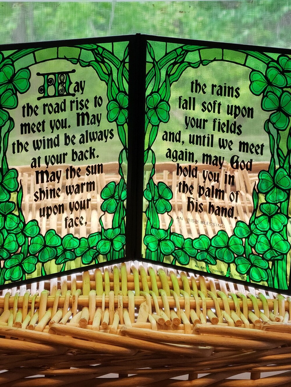 Yorkraft Seriglass “An Irish Blessing” Folding Stained Glass 7” x 10” Book Style